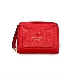 Marc Jacobs Vibrant Red Wallet New without tags